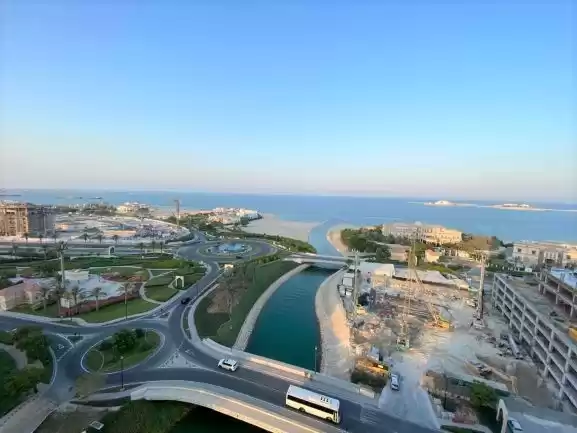 yerleşim Hazır Mülk 1 yatak odası S/F Apartman  kiralık içinde Al Sadd , Doha #8806 - 1  image 